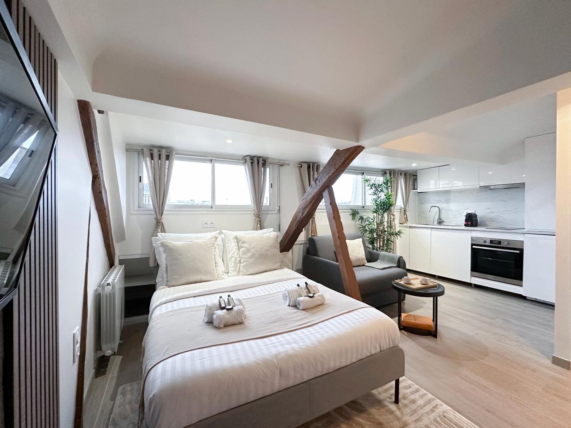 Brand New Properties Near La Madeleine ! Paris Eksteriør bilde